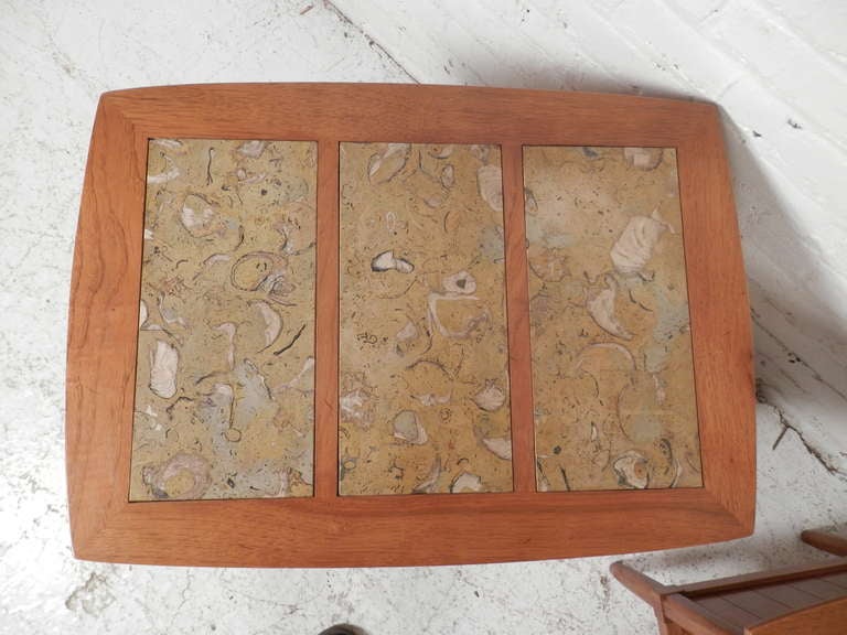 Tomlinson Sophisticate Marmorplatte Pecan Nachttische (Intarsie) im Angebot