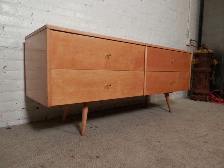 Striking Mid Century Modern Dresser/Console By Paul McCobb 3