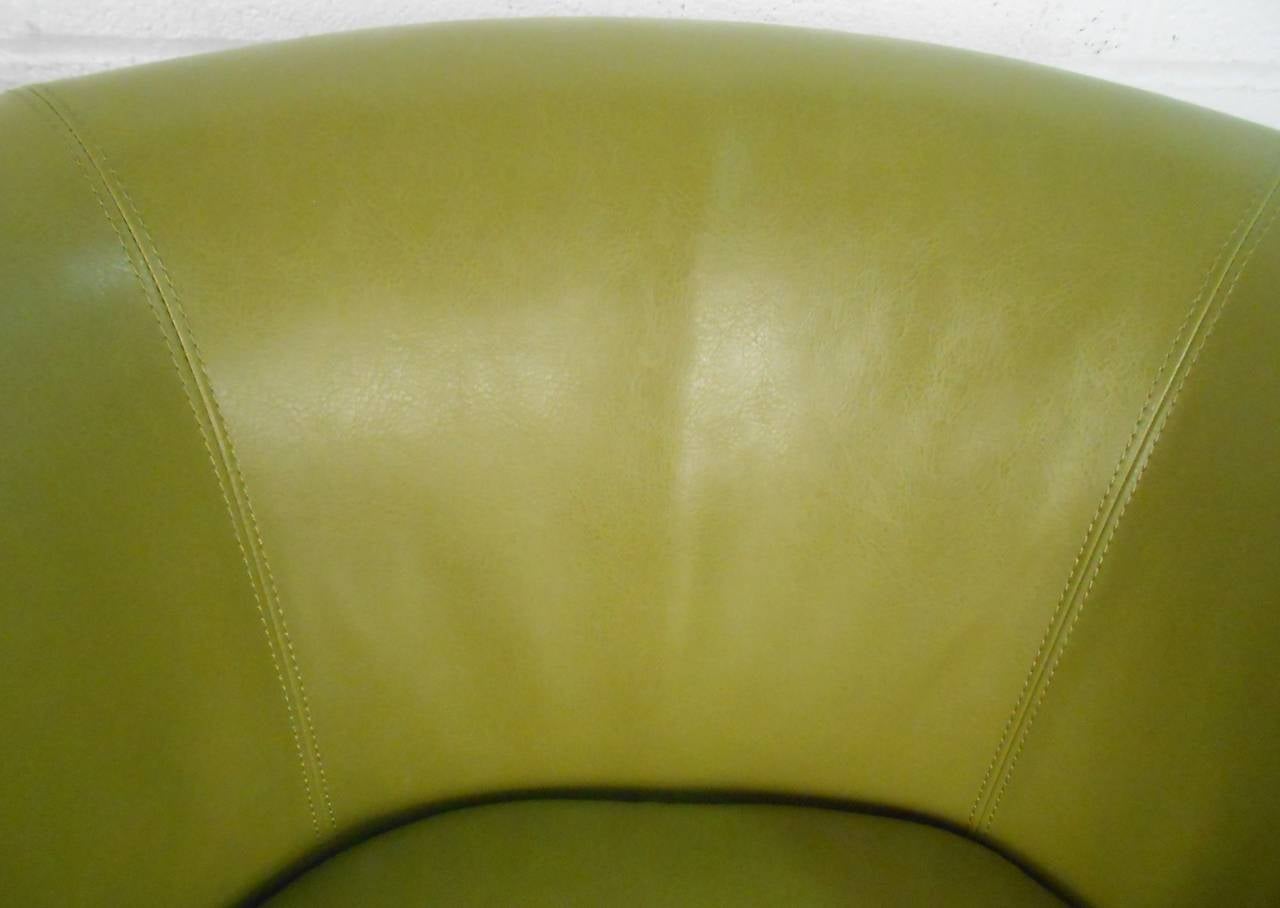 Pair of Mid Century Style Green Vinyl Swivel Club Chairs In Good Condition In Brooklyn, NY