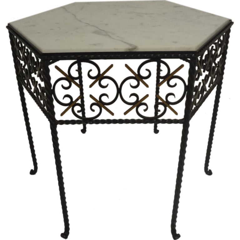 Table d'extrémité vintage en fer et marbre