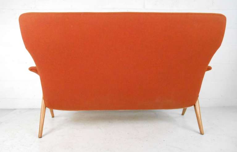 Mid-Century Modern Sculptural Sofa by Theo Ruth for Artifort In Good Condition In Brooklyn, NY