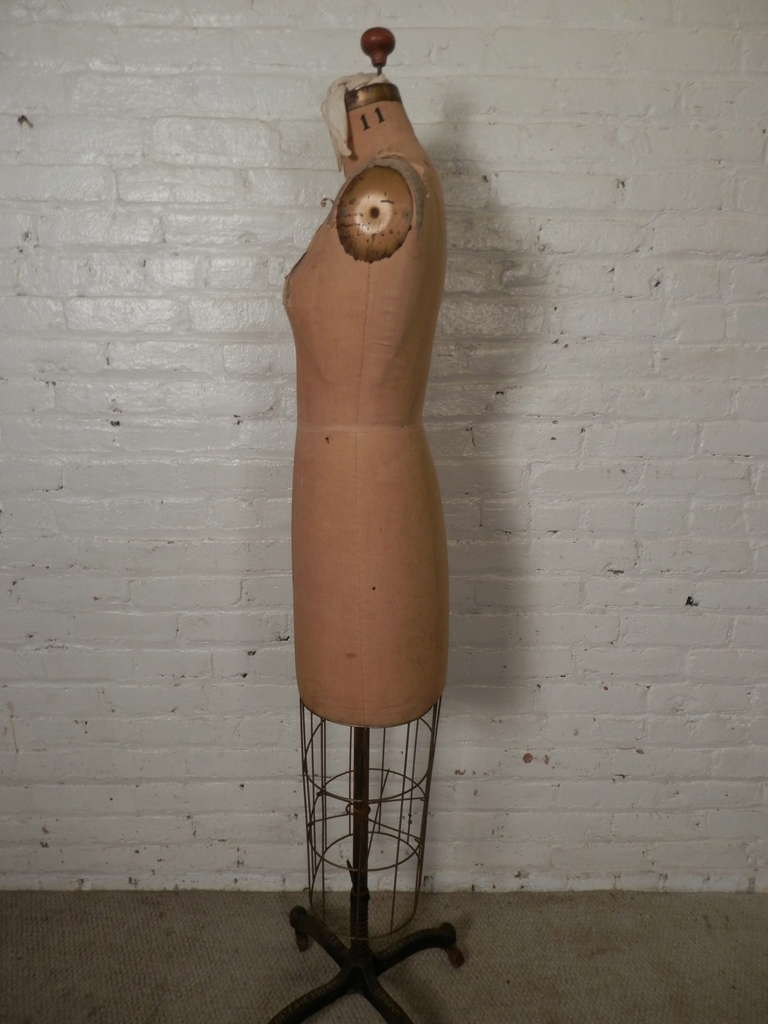 Model 1951 Dress Form By Collaps-A-Form 1