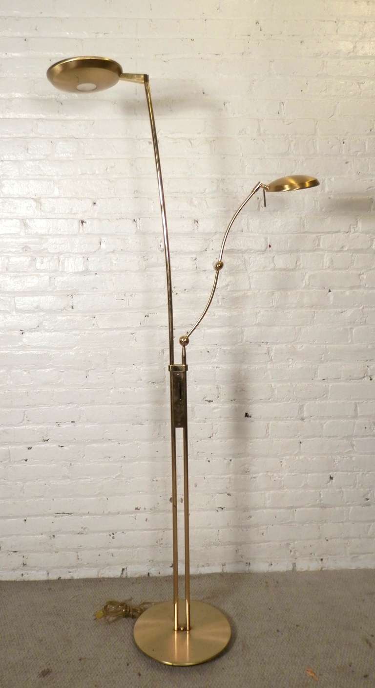 German company Holtkotter Leuchten has been making lighting of superb quality for over 40 years, this lamp is an example of their excellence.
Uplighting, downtlighting and reading lighting on all polished brass. 300 Watts of halogen light total
