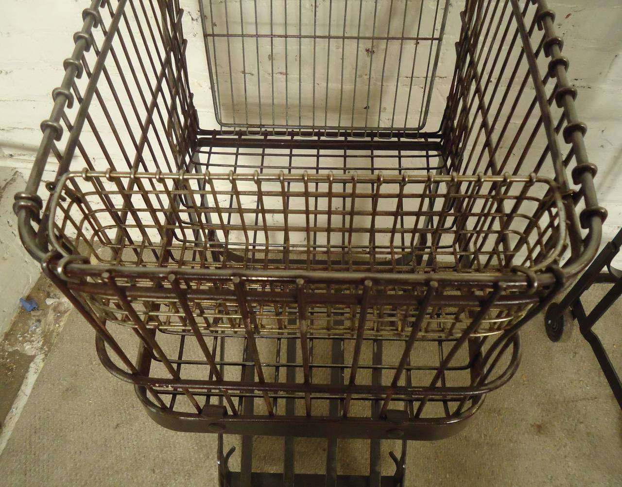 Single Industrial Metal Vintage Cart 1