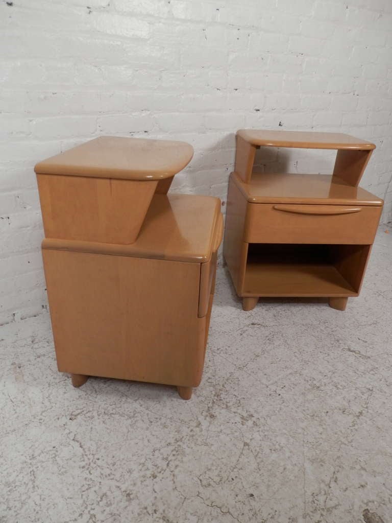 Heywood Wakefield Bedside Tables In Excellent Condition In Brooklyn, NY