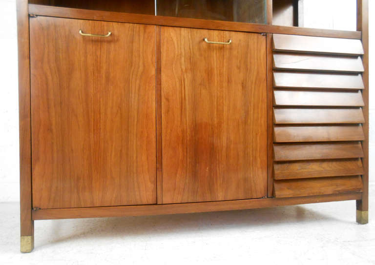 Merton L. Gershun Walnut Display Cabinet In Good Condition In Brooklyn, NY