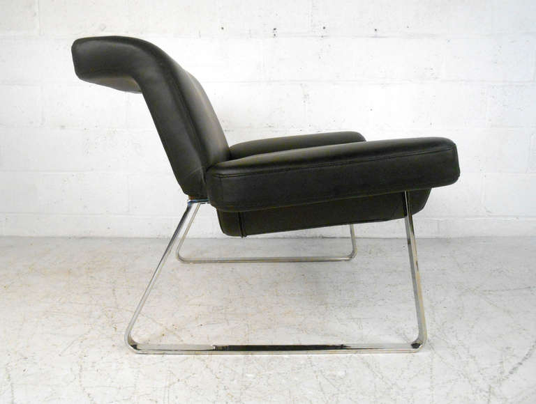 Inconnu Fauteuil club moderne et élégant contemporain en vente