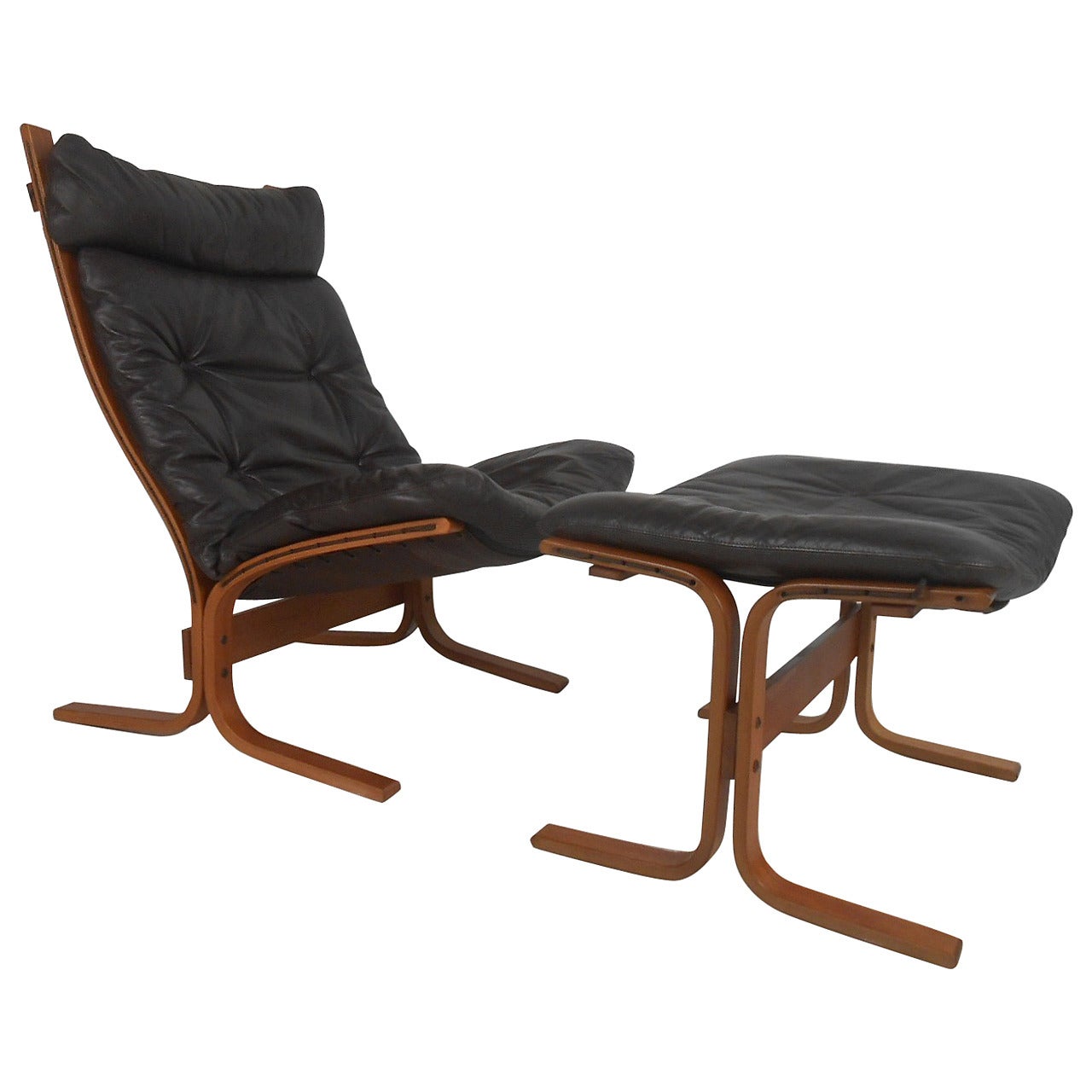 Westnofa "Siesta" Chair and Ottoman