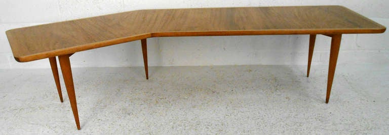 Unique Mid-Century Modern Cocktail Table In Good Condition In Brooklyn, NY