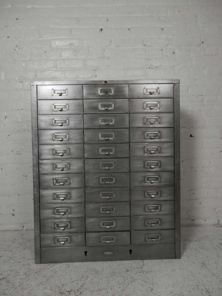 Cole Steel Industrial Metal File Cabinet  In Good Condition In Brooklyn, NY
