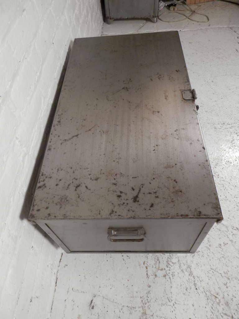 Refurbished Metal Trunk Coffee Table In Excellent Condition In Brooklyn, NY