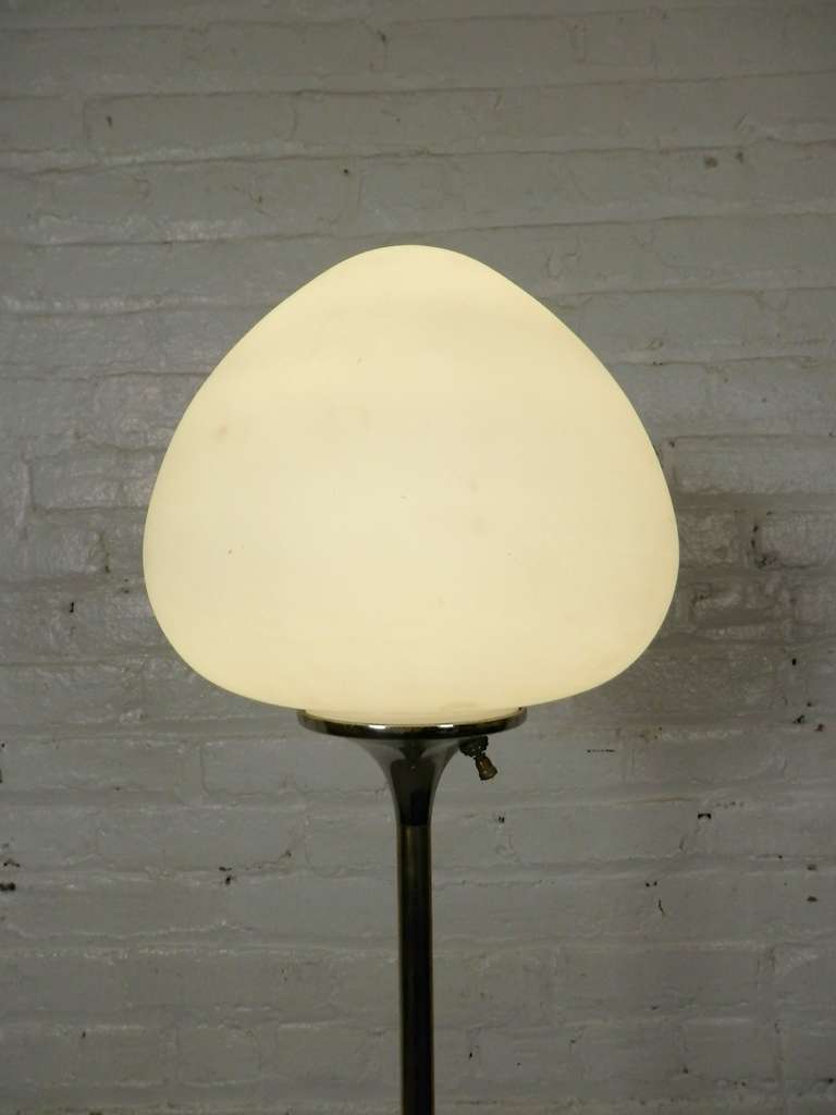 Mid-20th Century Brass Laurel Floor Lamp w/ Mushroom Shade