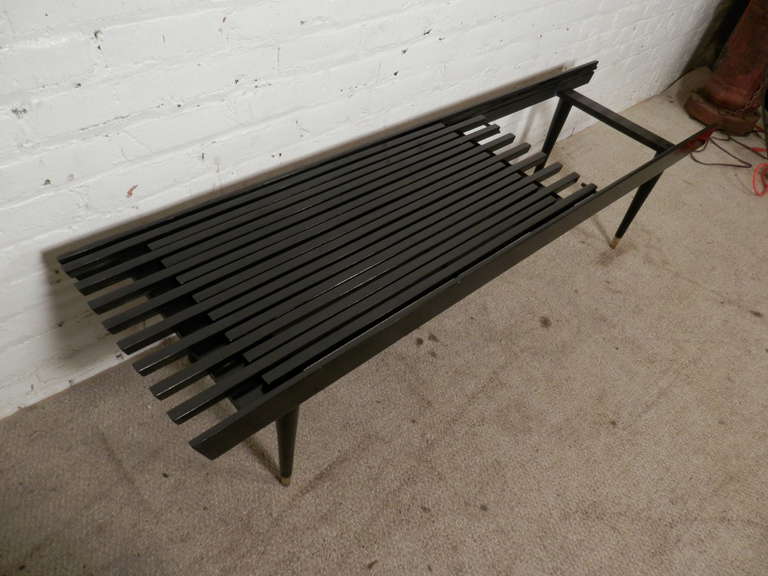 George Nelson Era Expanding Slat Bench In Excellent Condition In Brooklyn, NY