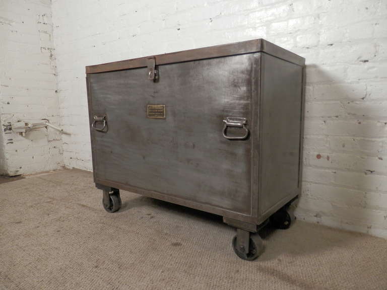 Vintage Mid-Century Metal Chest On Casters 3