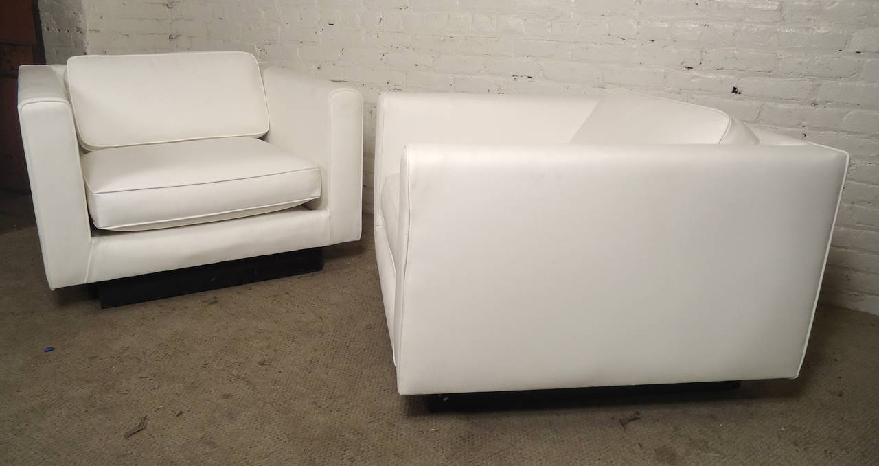 Harvey Probber Style Club Chairs In Good Condition In Brooklyn, NY