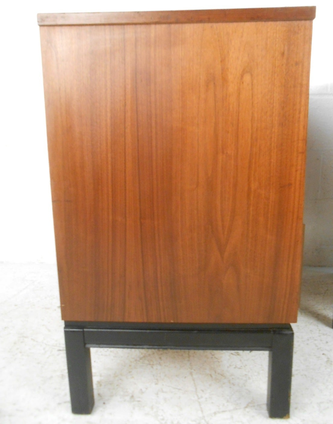 Unique Pair Mid-Century Modern George Nelson Style Dressers 3