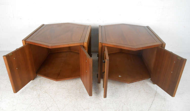 Pair of Mid-Century American Walnut End Tables 1
