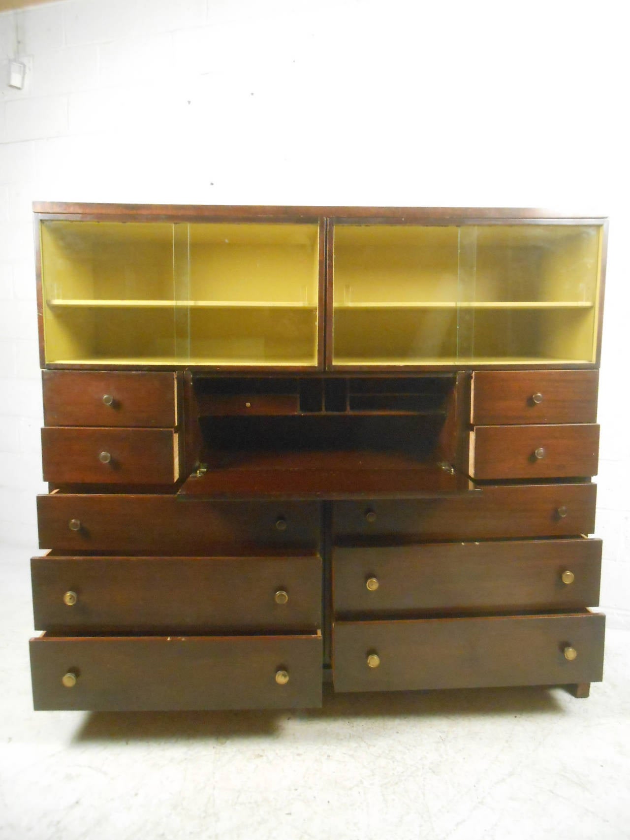 Mid-Century Modern Style Drop Front Dresser with Desk by Widdcomb In Good Condition In Brooklyn, NY
