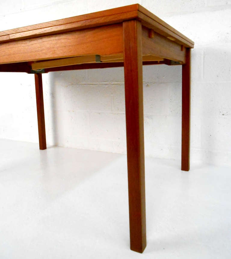 Beautiful Danish Draw Leaf Table