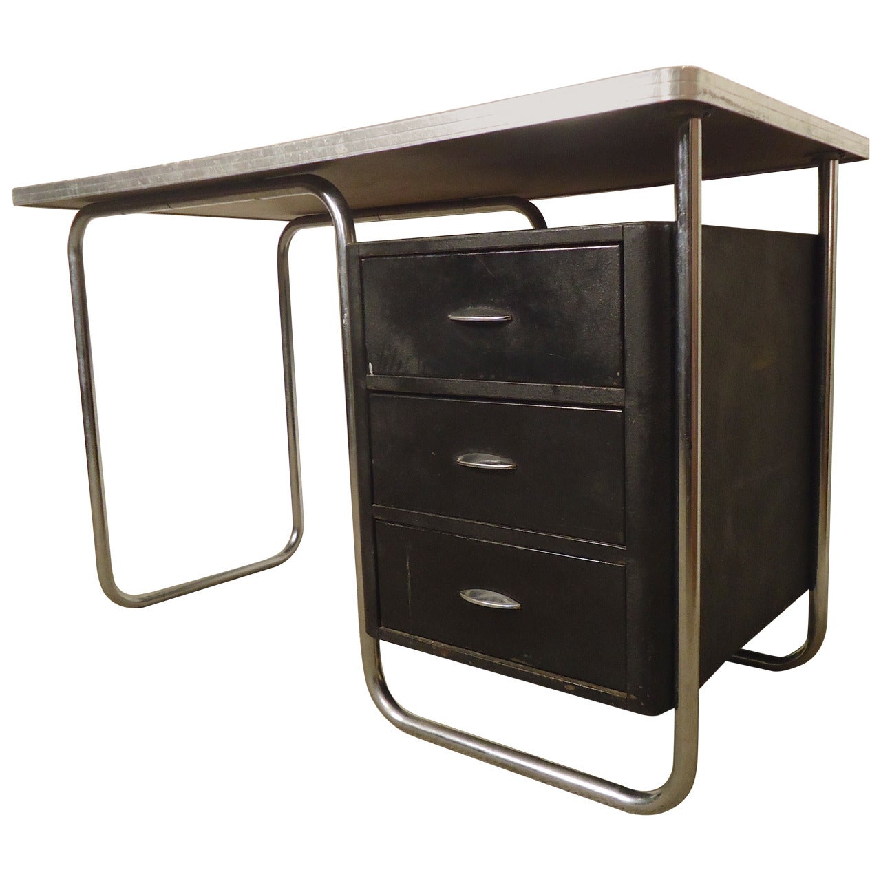 Royal Chrome Black Metal Desk