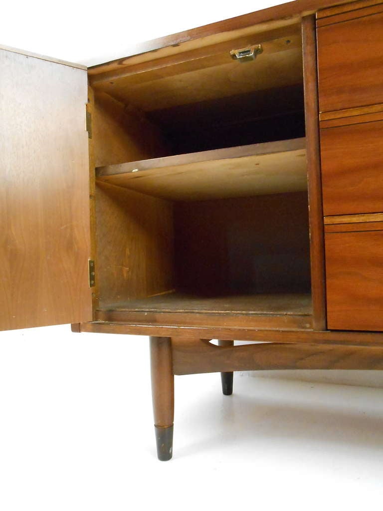 Petite Credenza in Mid-Century Walnut In Good Condition In Brooklyn, NY