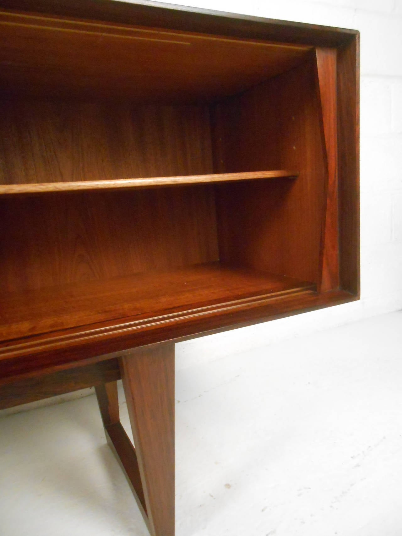 Exquisite Mid-Century Kurt Ostervig Style Rosewood Sideboard 1