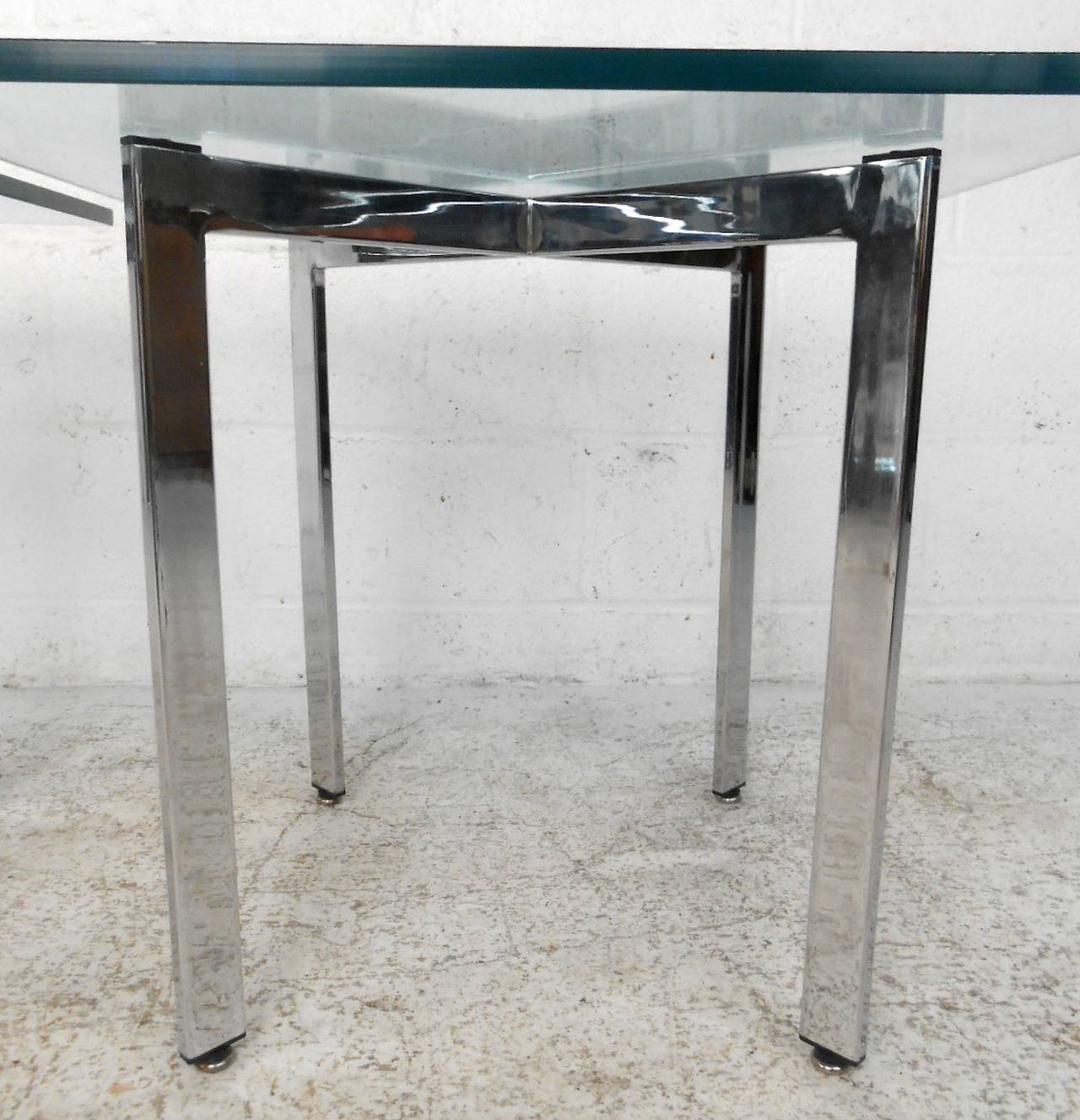 Pair of Mid-Century Milo Baughman Style Chrome and Glass Side Tables 4