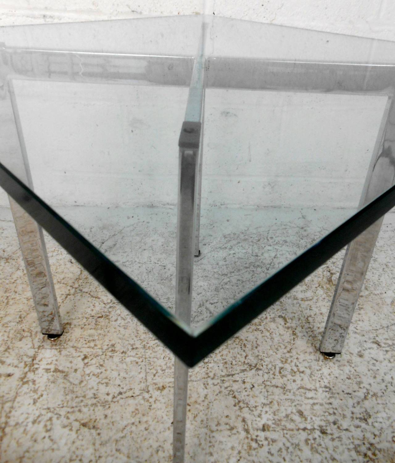 Pair of Mid-Century Milo Baughman Style Chrome and Glass Side Tables 1