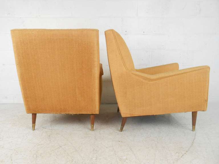 Pair of Mid-Century Modern Armchairs by Rowe In Good Condition In Brooklyn, NY