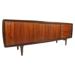 Scandinavian Modern Rosewood Credenza by H. P. Hansen 8