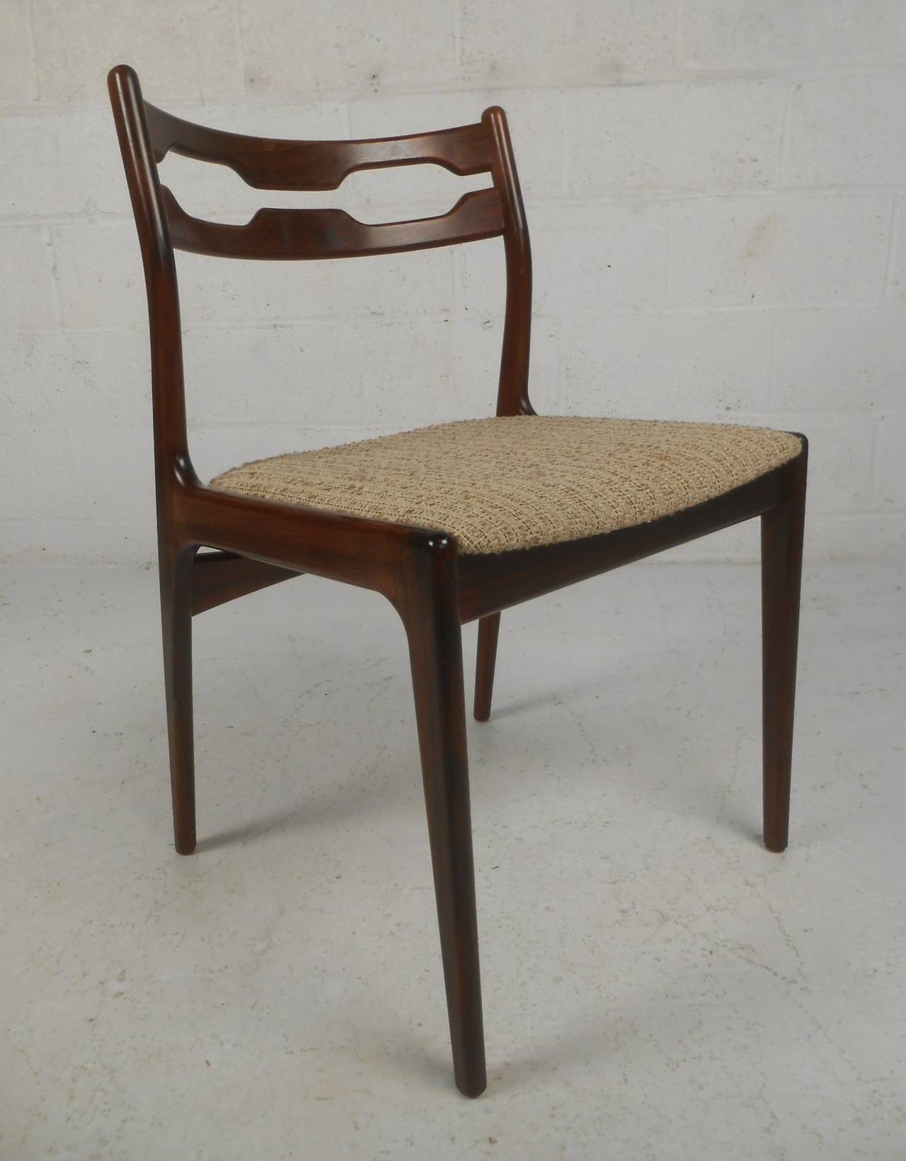 Rosewood Johannes Andersen Dining Table and Chairs