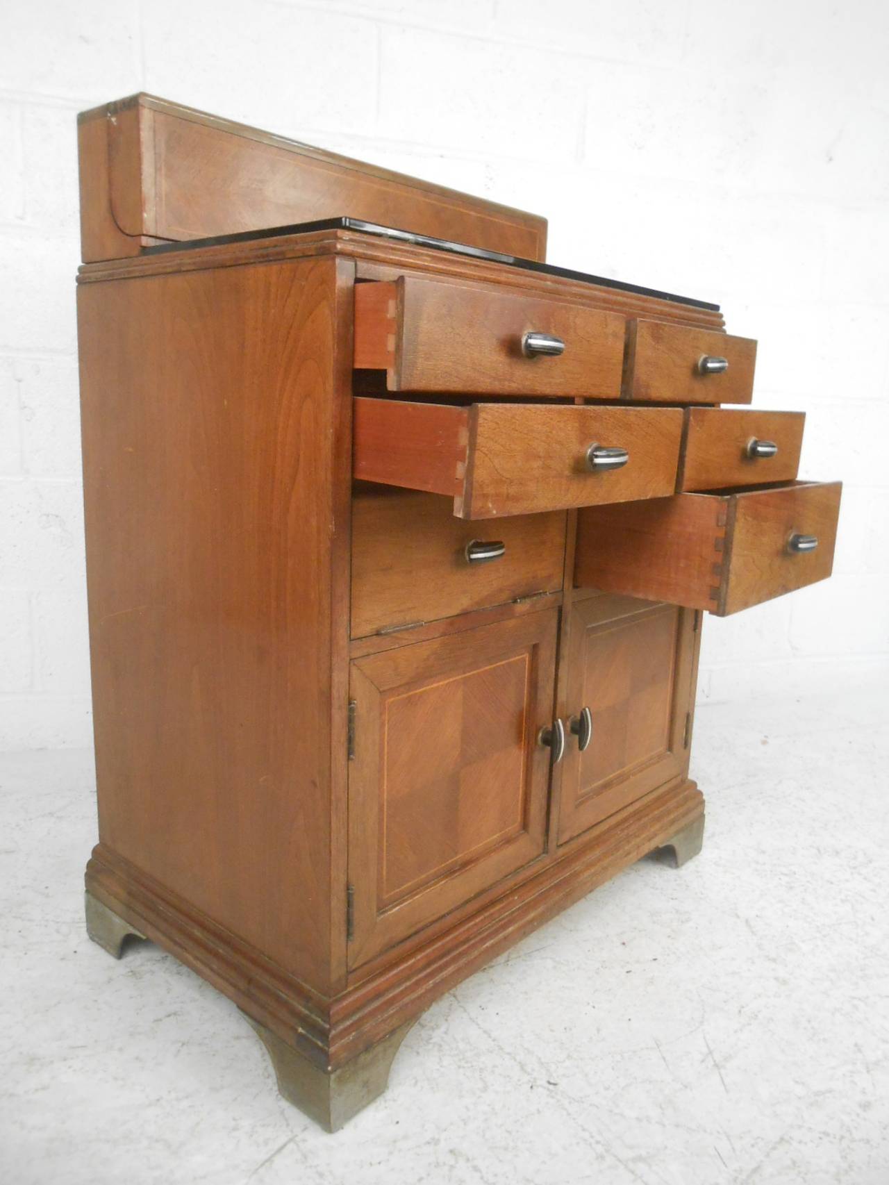 Art Deco Medical Cabinet with Beautiful Detail 4