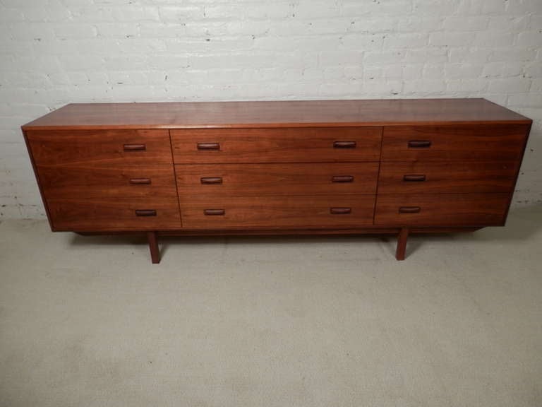 Long Vintage Modern Dresser w/ Offset Drawer Pulls 1