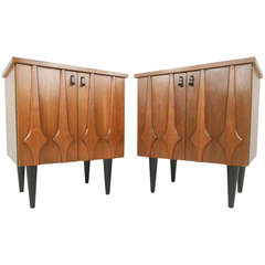 Stylish Mid-Century Modern Nightstands