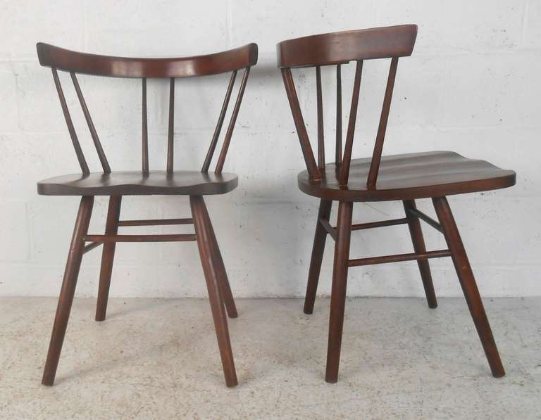 Mid-Century Modern Set of Four Mid Century Modern American Windsor Style Chairs