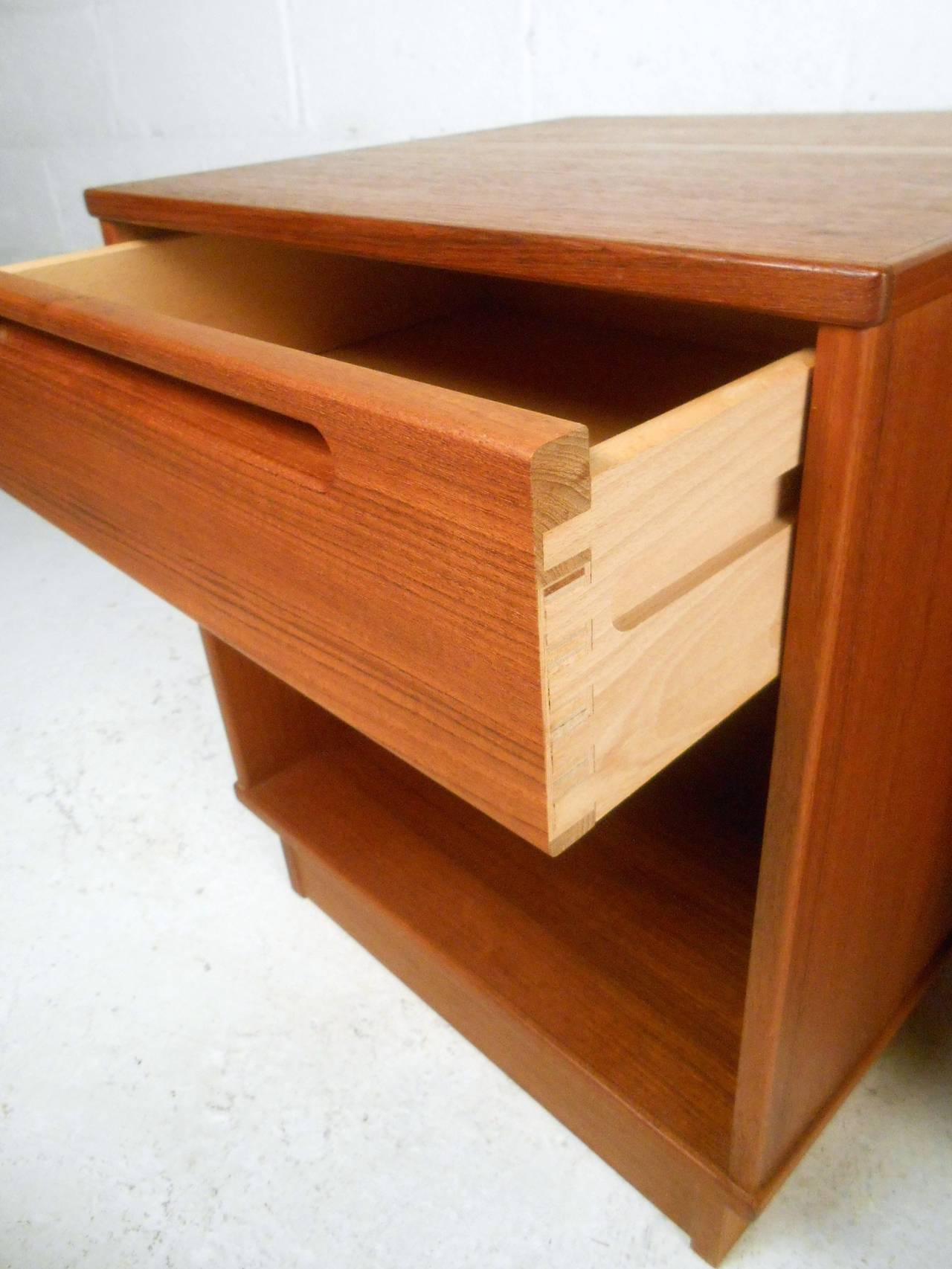 20th Century Scandinavian Modern Teak Nightstands