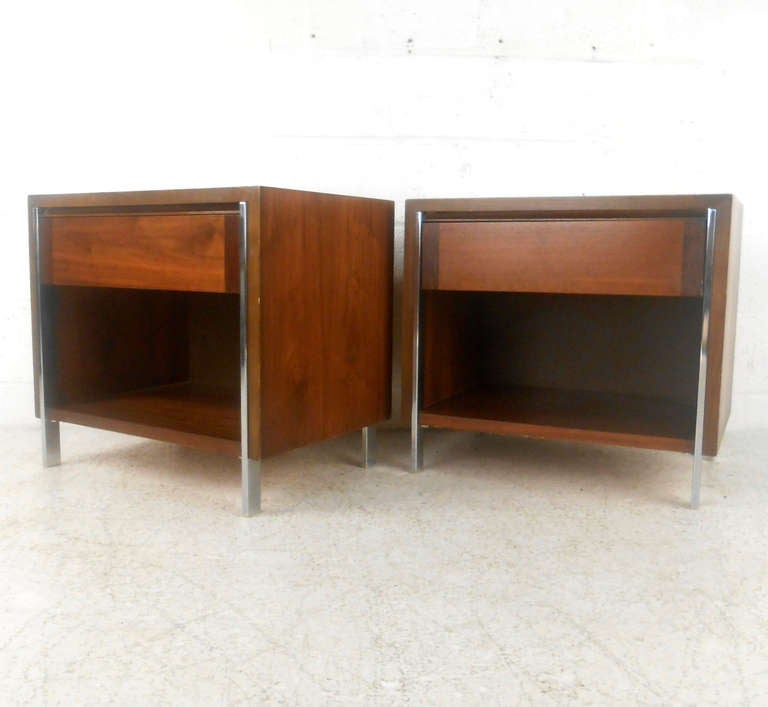 Paul McCobb Mid-Century Modern Delineator Series End Tables by Lane In Good Condition In Brooklyn, NY