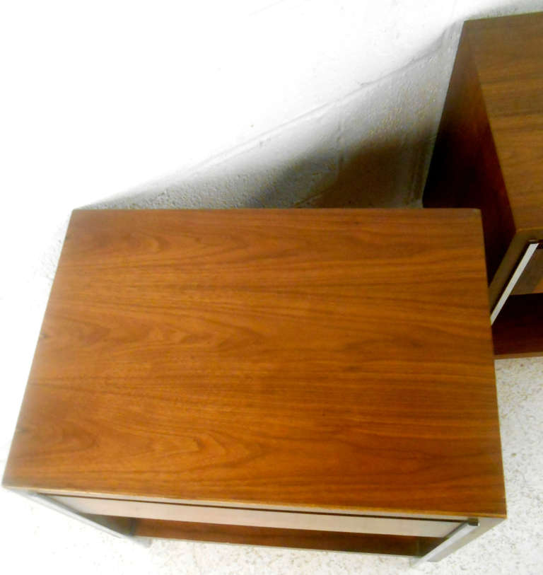 Walnut Paul McCobb Mid-Century Modern Delineator Series End Tables by Lane