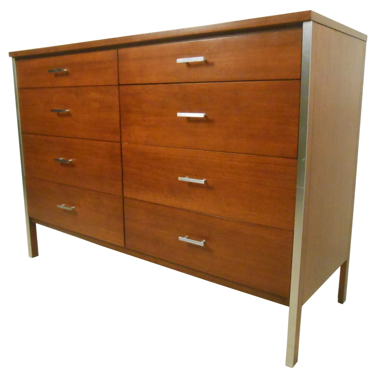 Paul McCobb Eight-Drawer Dresser for Planner Group