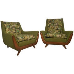 Pair Mid-Century His and Her Lounge Chairs in the Style of Adrian Pearsall