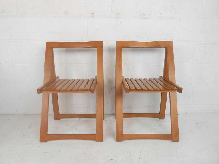 Teak  Mid-Century Modern Drop Leaf Table and Chairs Set