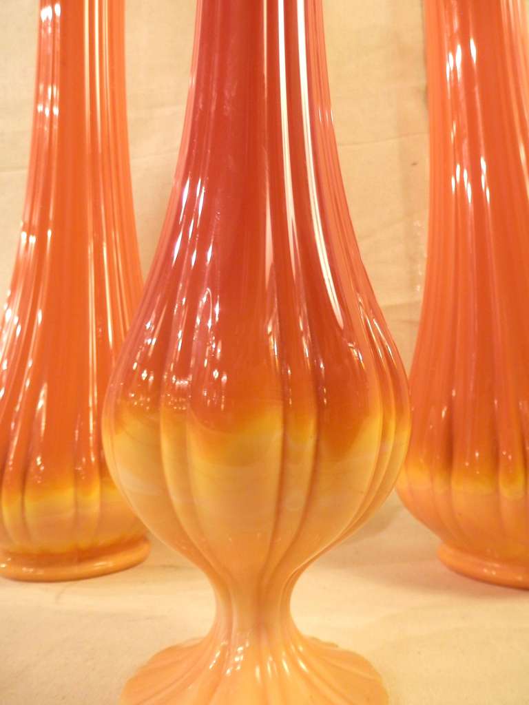 Decorative Vase Set By Viking Glass Co. In Excellent Condition In Brooklyn, NY