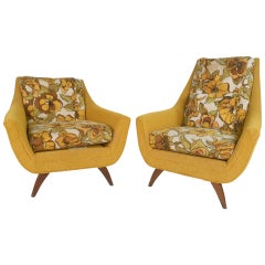 Paar moderne Loungesessel aus der Jahrhundertmitte von Bassett Furniture