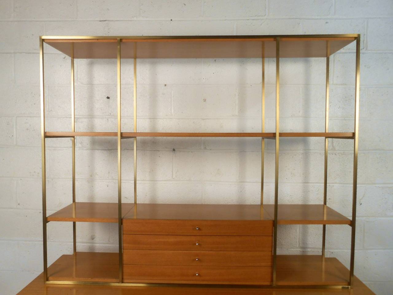 Mid-20th Century Paul McCobb Irwin Collection Sideboard With Display Shelves