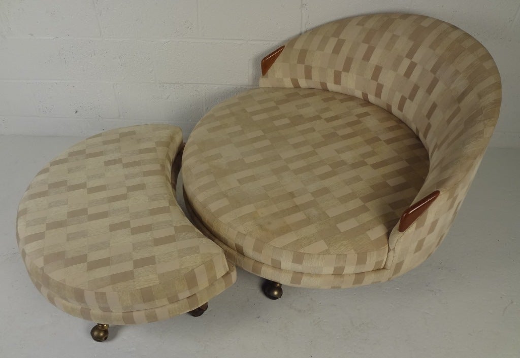 Adrian Pearsall 1717-RC Chair & Ottoman for Craft Associates. Please confirm item location (NY or NJ) with dealer.