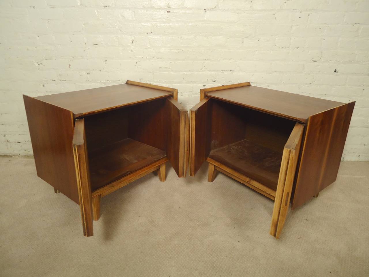 Midcentury Two-Door Nightstands In Good Condition In Brooklyn, NY