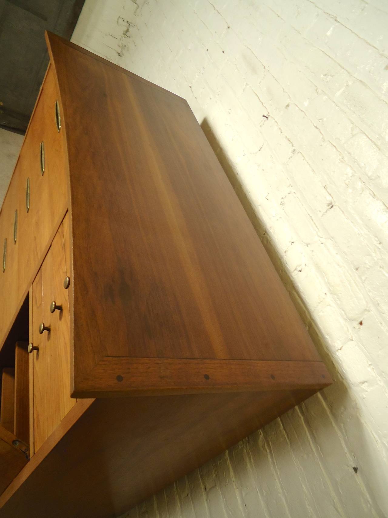 Excellent Dresser by Nakashima for Widdicomb 3