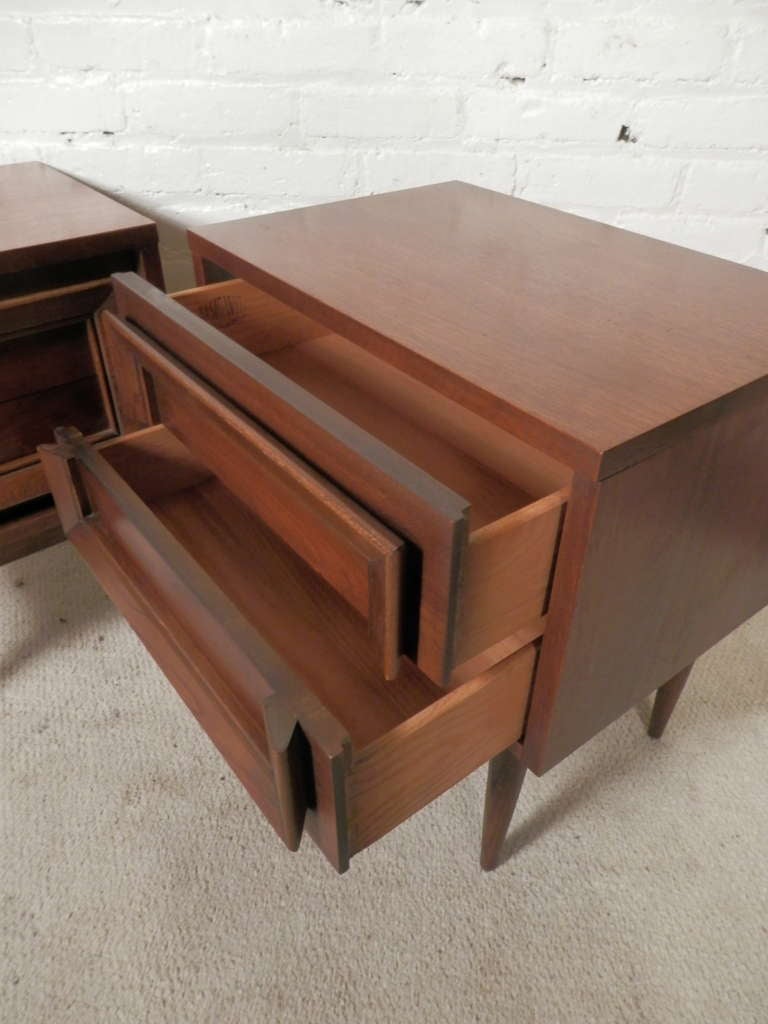 Mid-20th Century Pair Of American Two Drawer Nightstands
