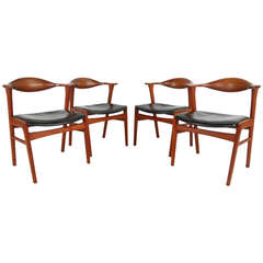 Set of Hans Wegner Style Mid-Century Cowhorn Chairs