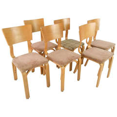 Set of Mid-Century Modern Bentwood Dining Chairs by Thonet